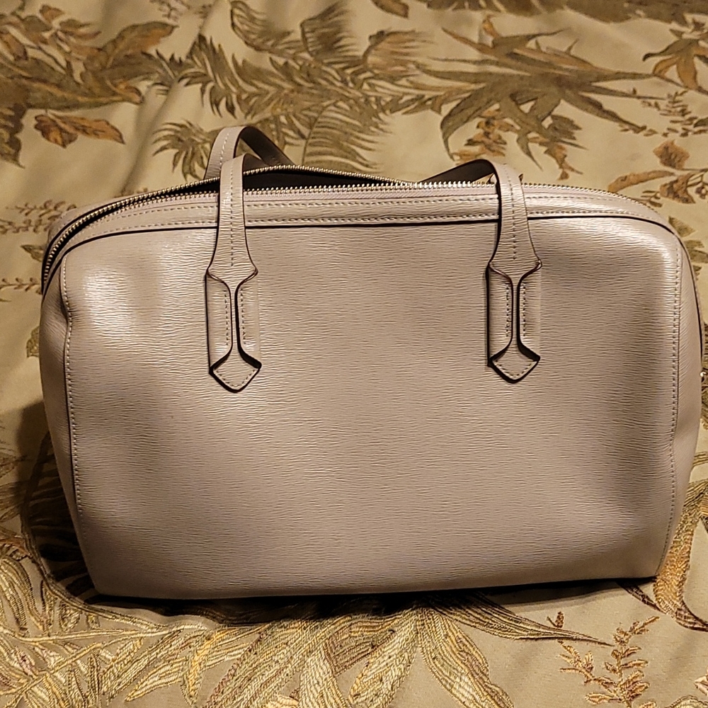 Handbag - Picture 3 of 10
